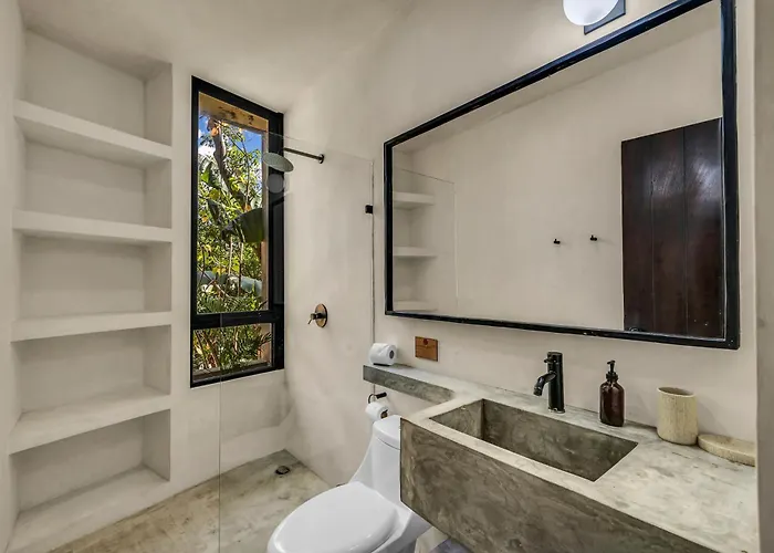 2 Tropical Bohemian Villas-2 Priv Pool-bbq 3a-3b