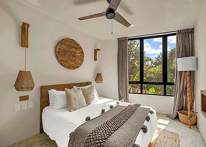 2 Tropical Bohemian Villas-2 Priv Pool-bbq 3a-3b *